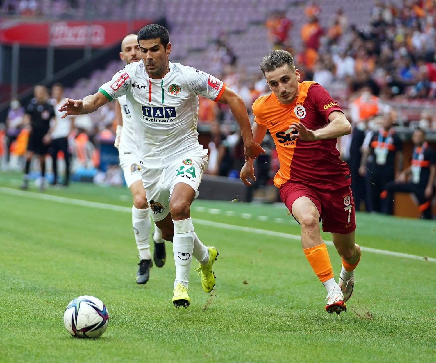 nhan-dinh-soi-keo-alanyaspor-vs-galatasaray-luc-00h00-ngay-27-9-2025-1